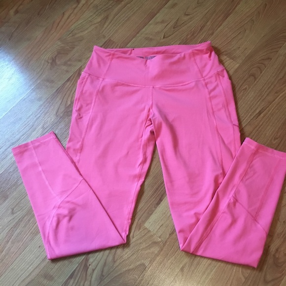 Victoria's Secret Pants - Victoria’s Secret Sport leggings with pockets Victoria's Secret Pants - Victoria’s Secret Sport leggings with pockets